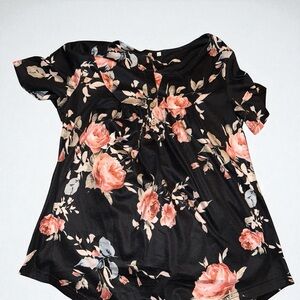 Black Floral Short Sleeve Blouse – Size Small